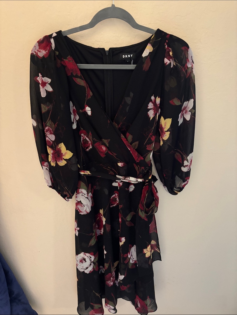 DKNY Black Floral Faux Wrap Dress - women’s size 8